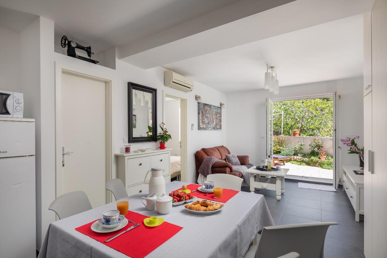 Seaside Apartment Kamelia Mimice Eksteriør billede