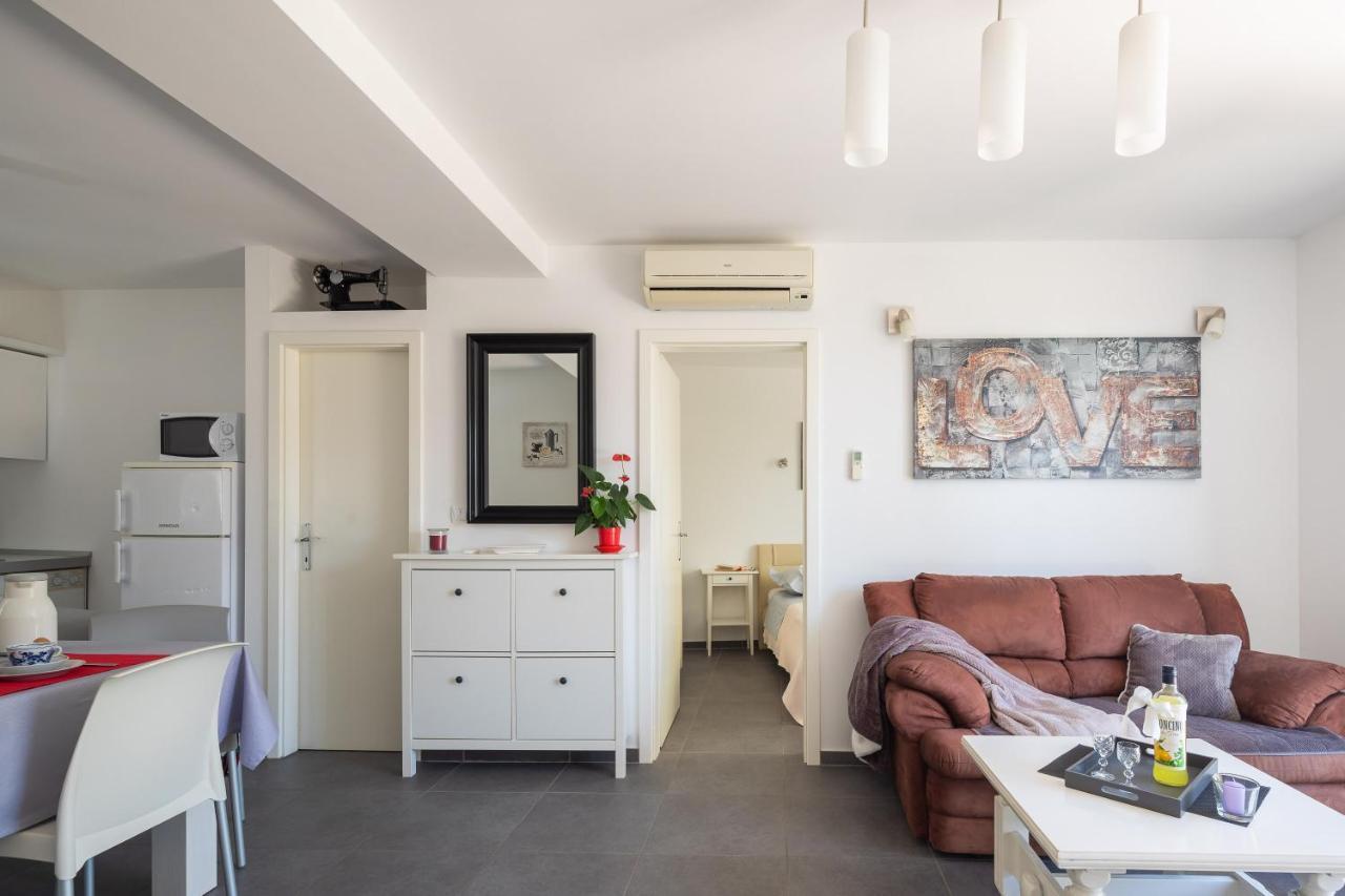 Seaside Apartment Kamelia Mimice Eksteriør billede